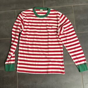 Hanna Andersson Men’s red stripe pajama top, medium